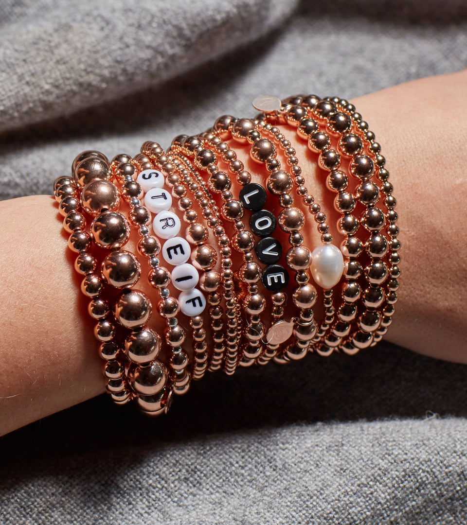 Rosé vergoldete Schmuck