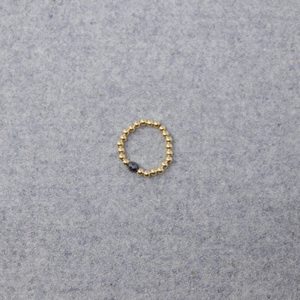 Ring vergoldete Perlen mit Edelstein
