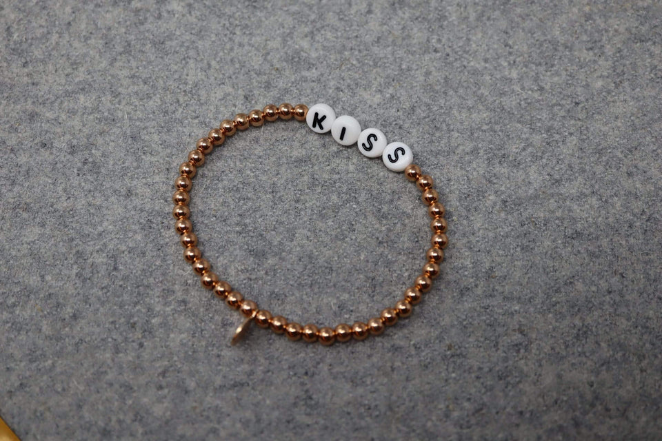 Initials Armband Perlen "Kiss"